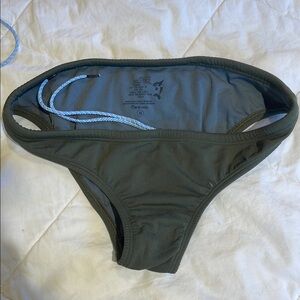 Women’s medium Jolyn Andy bikini top